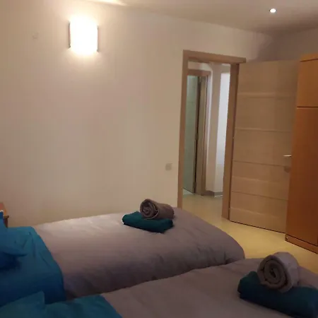 Poolside Luxury With Patio 11a4s Mgarr