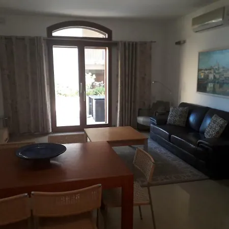 Poolside Luxury With Patio 11a4s Apartment Mgarr